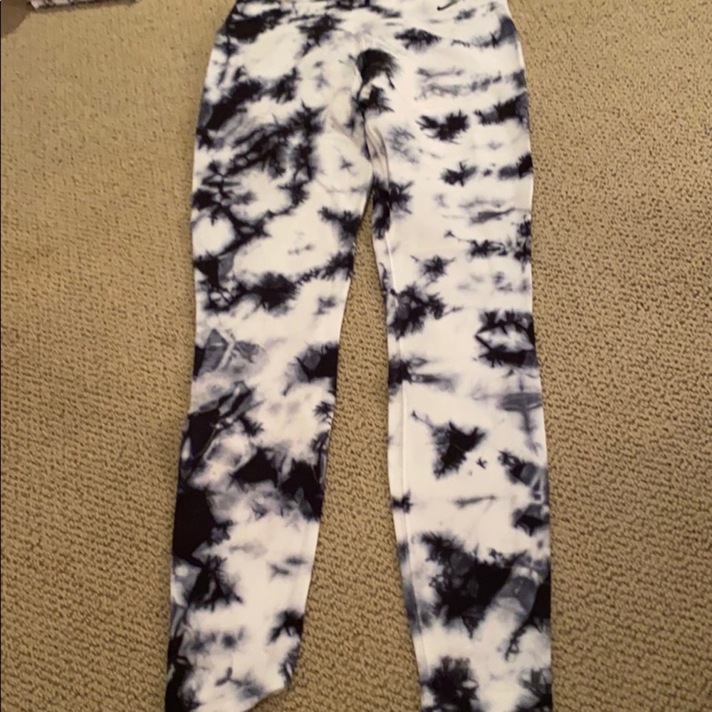 Nike leggings